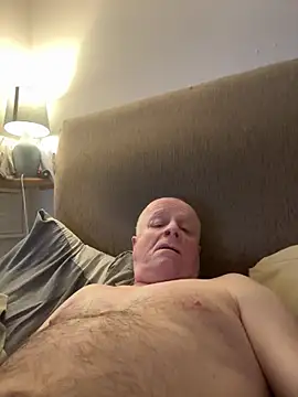 locallad88 Show in webcam