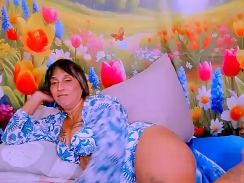 Chat +18 de indianroxy ao vivo