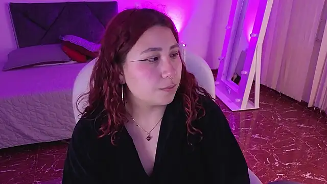 Chat +18 de littlee_red ao vivo