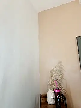 Chat +18 de Jasmineloki ao vivo