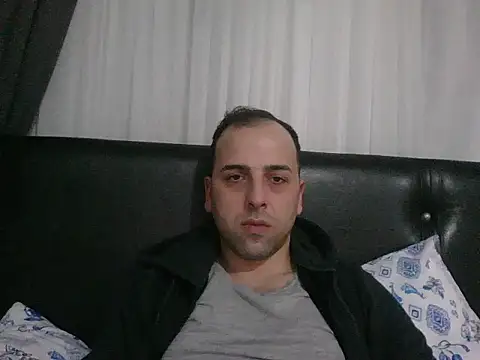 Yldrmm_9553 Adlı Modelin Web Kamerası Şovu