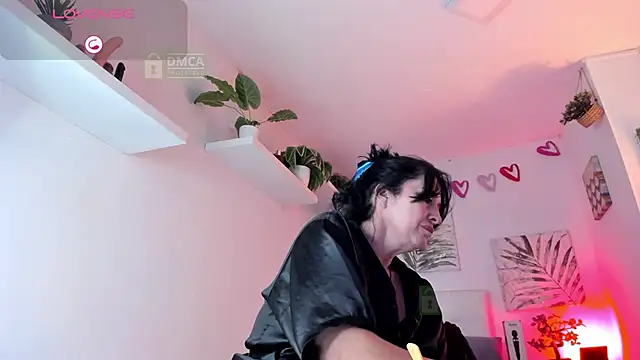 Chat +18 de LADY_HELLEN ao vivo