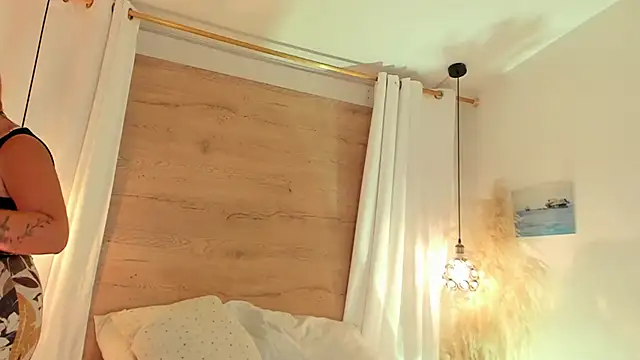 halaaa_1 élő XXX-chatje