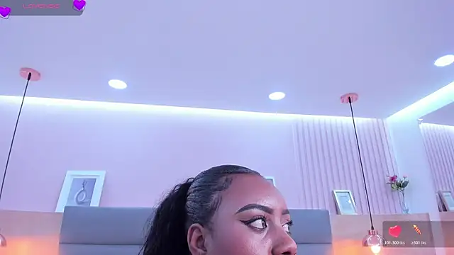 Živý XXX chat laia_fisher_