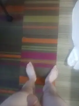 k-dong Show in webcam