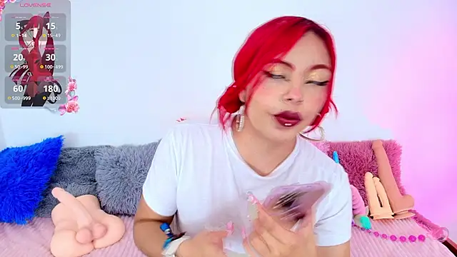 Cloee_Lovee's Live XXX Chat