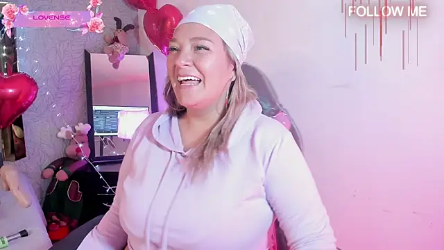 دردشة Elise-Leyton الجنسية المباشرة