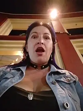 Chat +18 de sophie_banger ao vivo