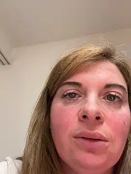 XXX chat uživo modela Lombada