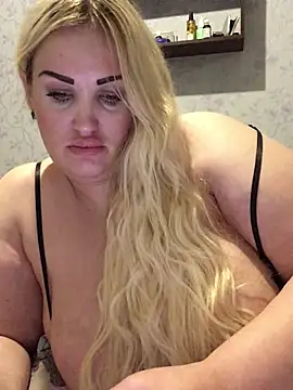 แชท XXX สดของ VikiiStoun