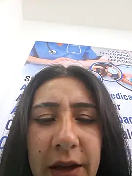 دردشة CAROLINE__07 الجنسية المباشرة