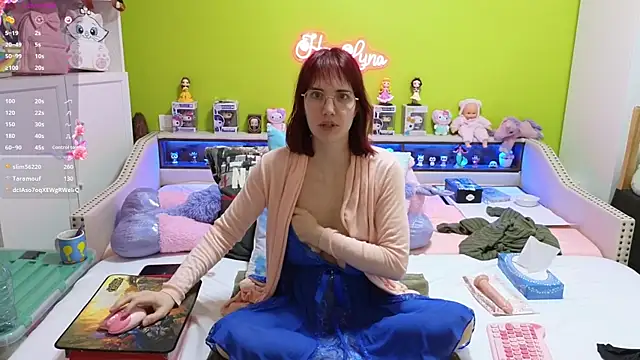 XXX chat uživo modela _HeraLuna_