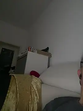 Frank22xx: вебкам-шоу