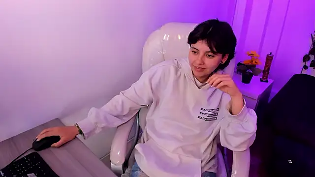 Nathaly_ds élő XXX-chatje