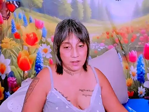 indianroxy Chat XXX live