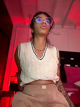 Živý XXX chat TweetiePieXXX