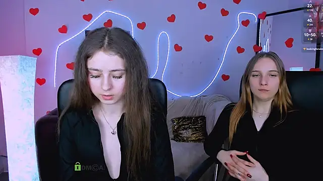 rebecca_smile: απευθείας συνομιλία ΧΧΧ