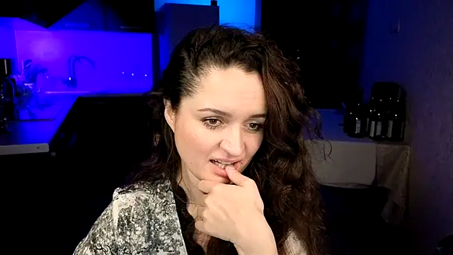 Chat +18 de Cerann1 ao vivo