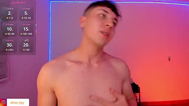 Webkamerová show oliver_kyy
