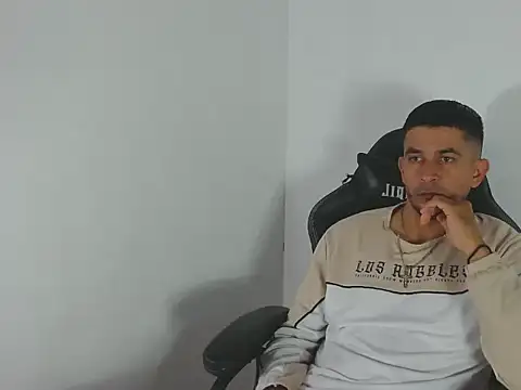 Chatroom XXX en direct de _Grasshopper