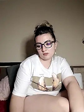 Sweetredvelvet 即時 XXX 聊天