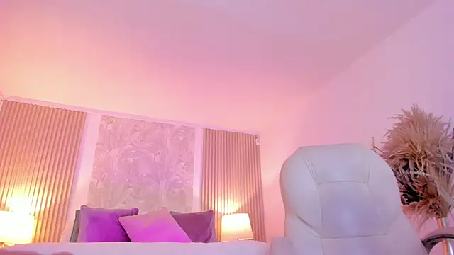 Sarah_Stone_'s Live XXX Chat