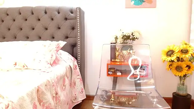 Valentina-Ferrer Chat XXX live