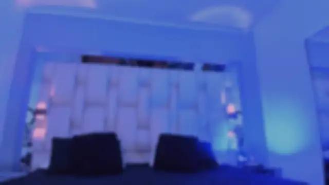 revenmiller_ Pertunjukan Webcam