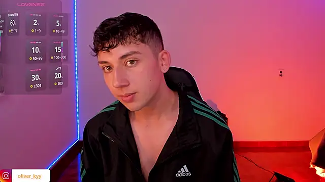 oliver_kyy – Naživo XXX chat
