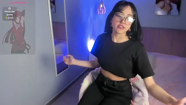 XXX chat uživo modela ela_petit