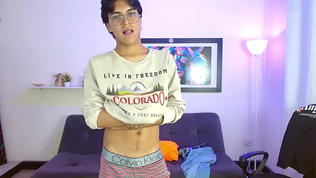 دردشة Maecum18 الجنسية المباشرة