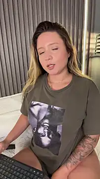 MiaPetit_'s Webcam Show