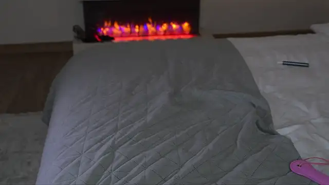 ella_twinkl's Live XXX Chat