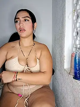 Mia_em Adlı Modelin Web Kamerası Şovu