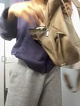 دردشة SweetBunnyGF الجنسية المباشرة