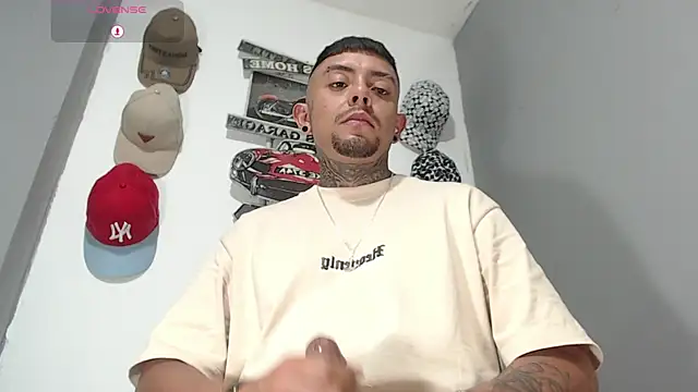 BASTIAN_NICOLAS_ live XXX chat