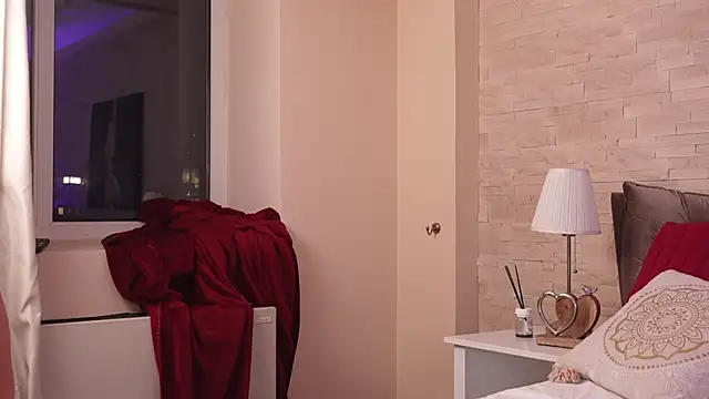 FeliciaKrige Chat XXX in diretta