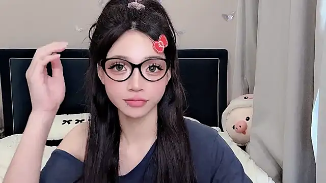 _Gwendolyn_ Show Webcam