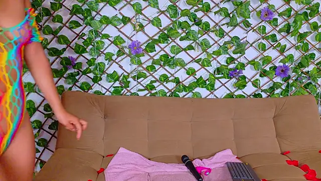 Chat XXX ao vivo de taty_miller