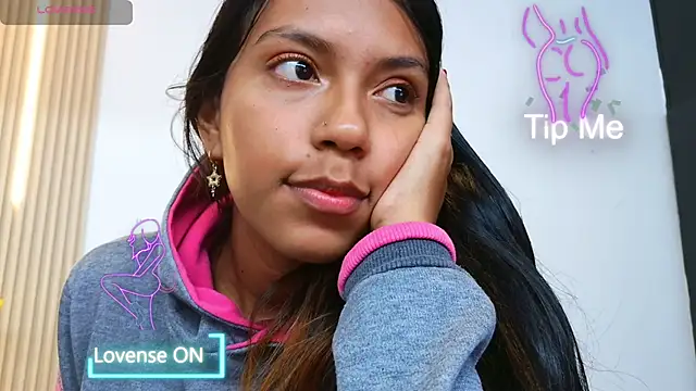 Chat XXX ao vivo de Pocahontaxxx1