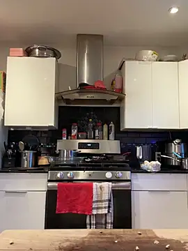 Pokazy przed kamerką – daniella_monroe