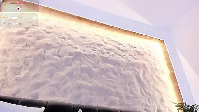 Naomy_gyal webkamerás műsora