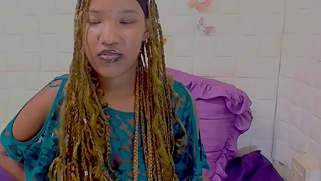 دردشة EroticSexyPrada الجنسية المباشرة