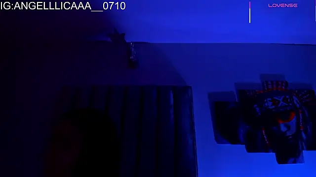 Little_Angelica18のライブXXXチャット