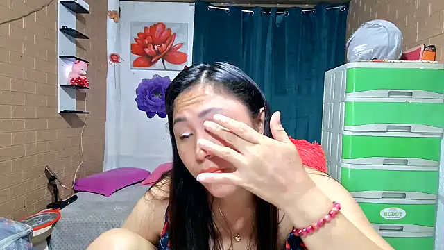 Ugly-Filipinan Live XXX chat