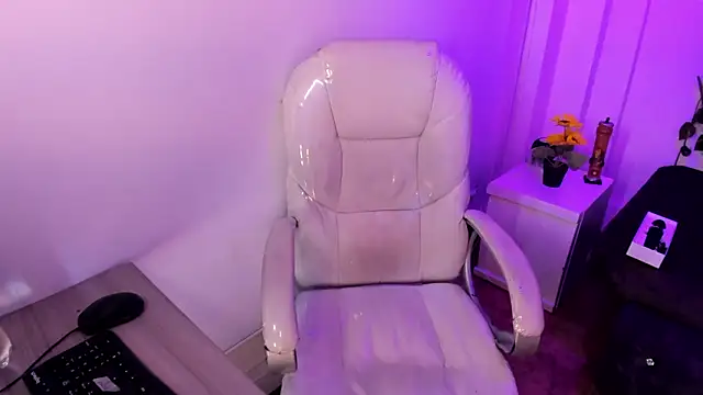 Chatroom XXX en direct de Nathaly_ds