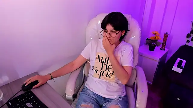 Nathaly_ds Obrolan Langsung XXX