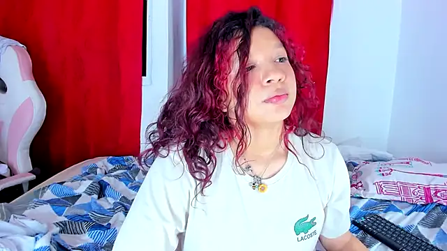 Emily_Coper18 Chat XXX live