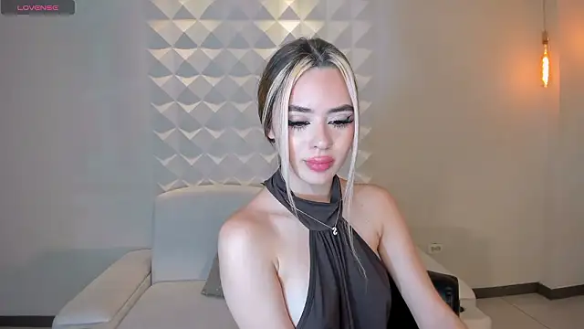 JuanitaClay Chat XXX live