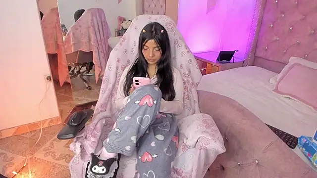 sofi_soft_'s Live XXX Chat